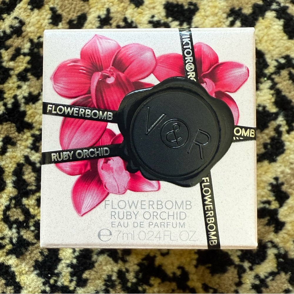 Viktor & Rolf Flowerbomb Ruby Orchid mini (NIB) - Picture 2 of 3